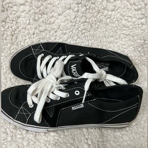 Womens Vans Sneakers, Size 9, Black With White Stitching.